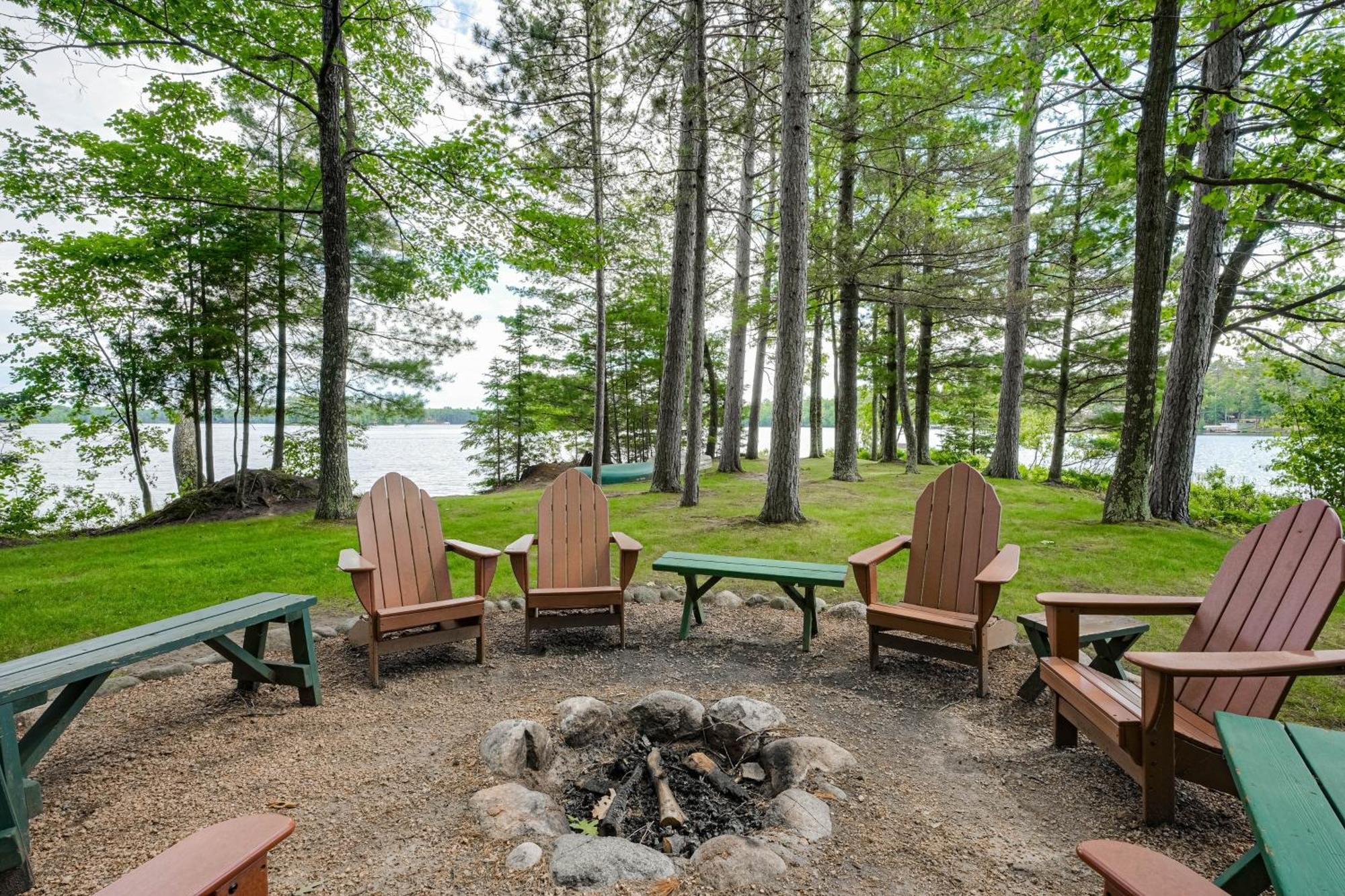 Island View Lodge Eagle River Luaran gambar